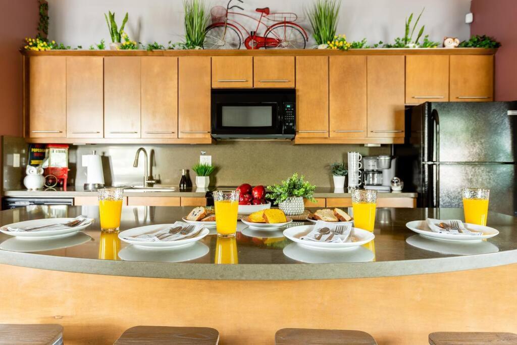 2Br Home W Parking Downtown Charm In Full Bloom! Tucson Esterno foto
